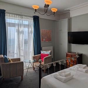 The White Rock Hotel